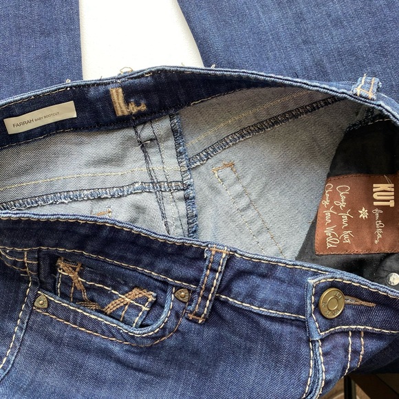 Kut from the Cloth | Farrah Baby Bootcut 6 - Picture 7 of 8